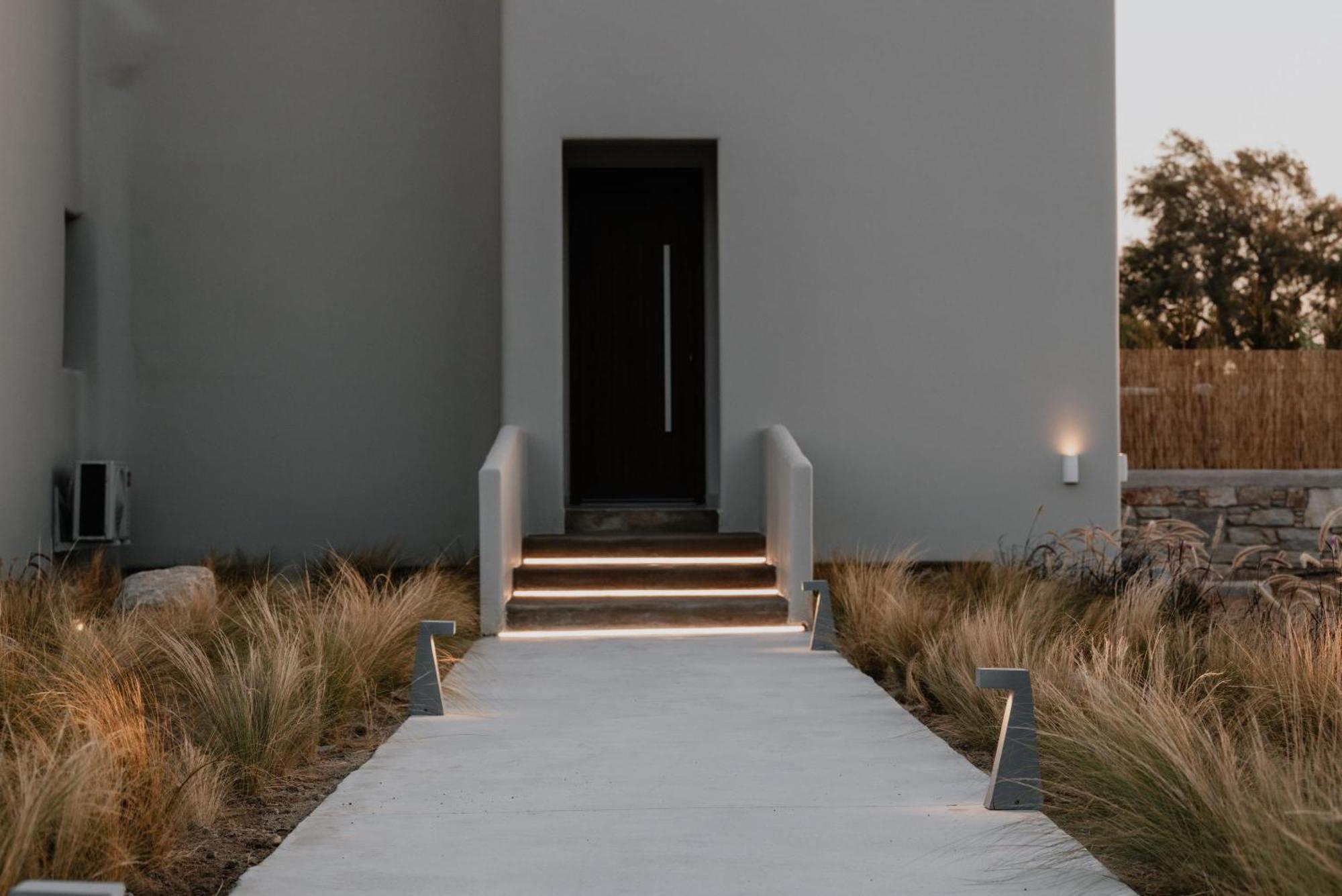 Onym Curated Villas Plaka  Exterior photo