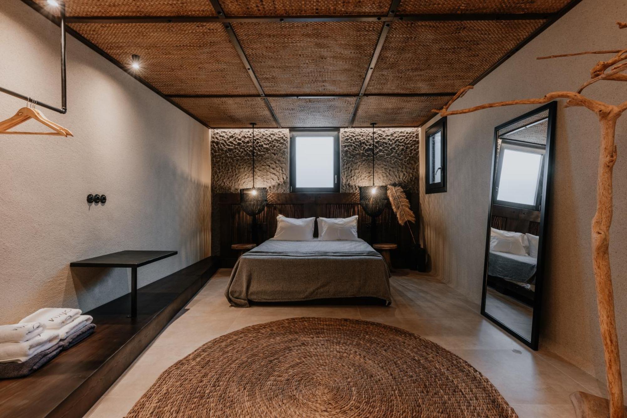 Onym Curated Villas Plaka  Exterior photo