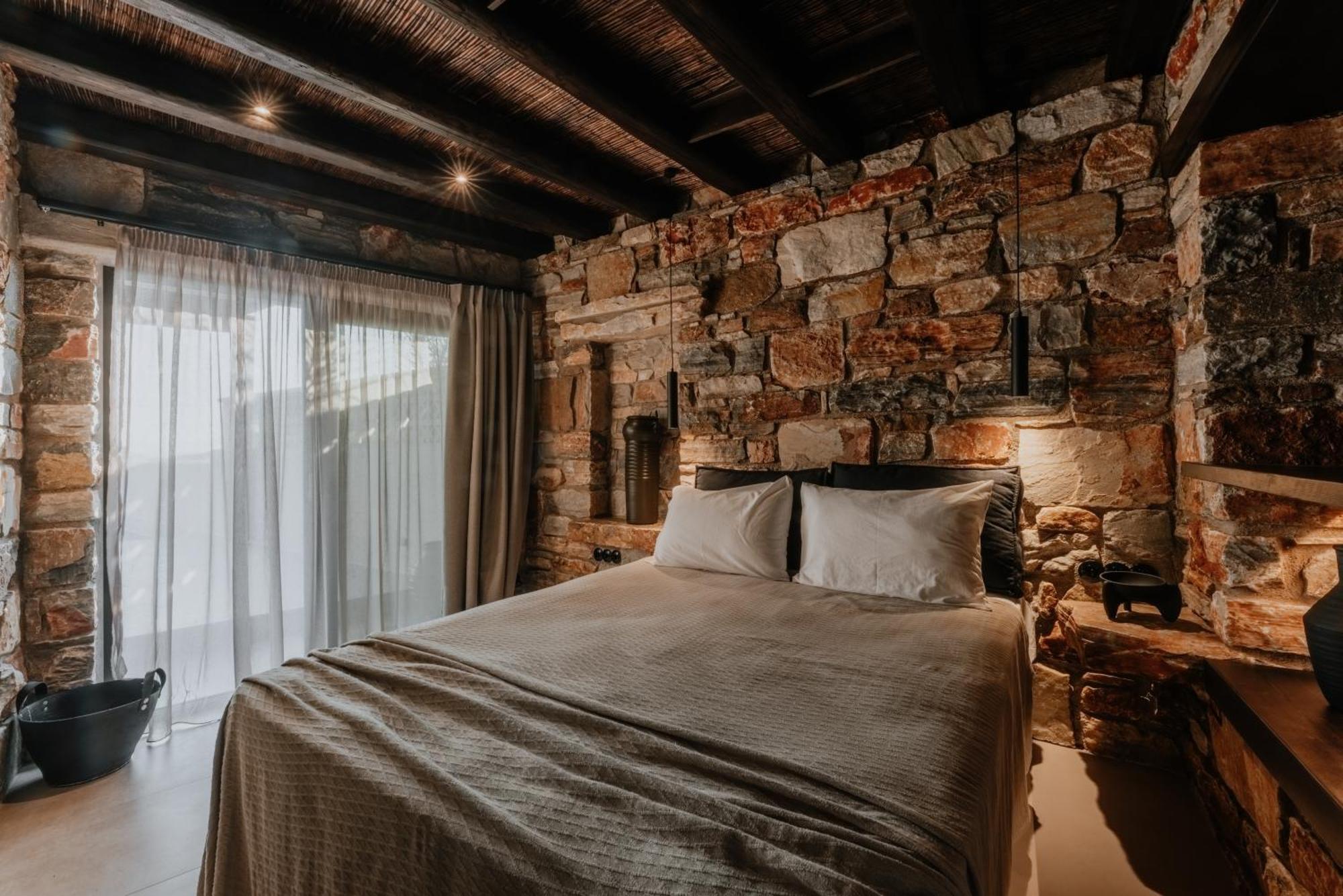 Onym Curated Villas Plaka  Exterior photo