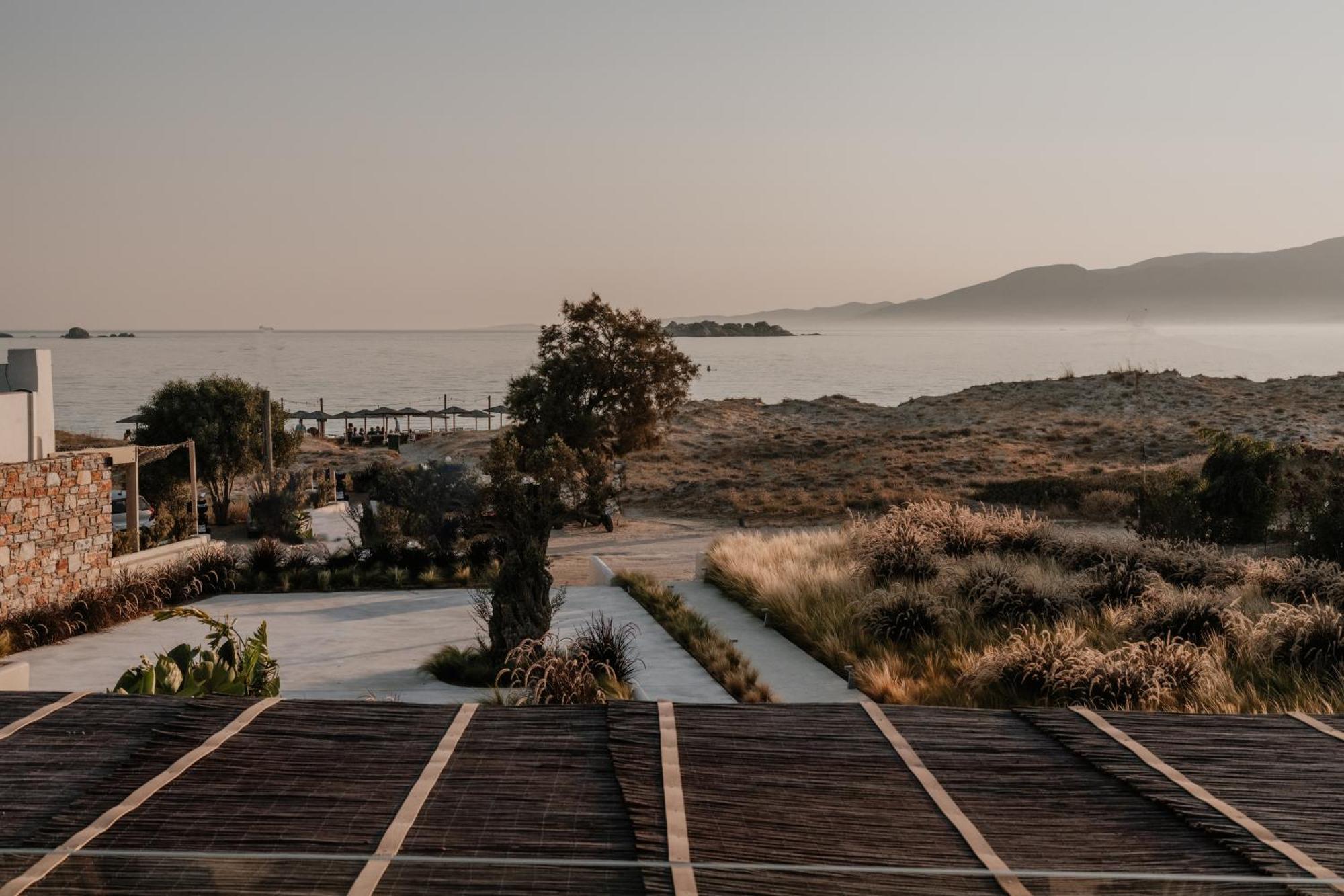 Onym Curated Villas Plaka  Exterior photo